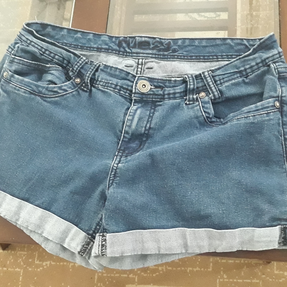 Rue21 Curvy Fitting Shorts